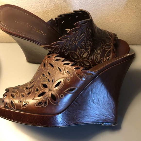 Enzo Angiolini platform brown leather upper slide sandals. Size 6 1/2. - Picture 2 of 5